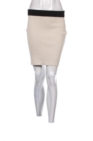 Пола Unbranded, Размер S, Цвят Бежов, Цена 2,04 €