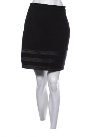 Пола Unbranded, Размер S, Цвят Черен, Цена 2,04 €