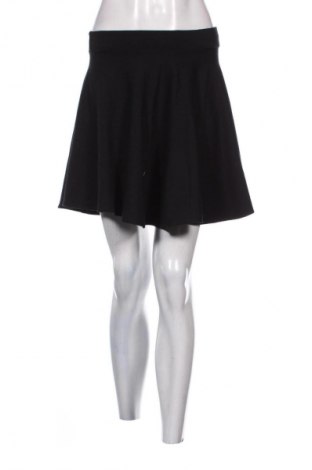 Пола Unbranded, Размер S, Цвят Черен, Цена 4,09 €