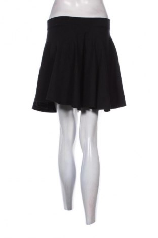 Пола Unbranded, Размер S, Цвят Черен, Цена 4,09 €