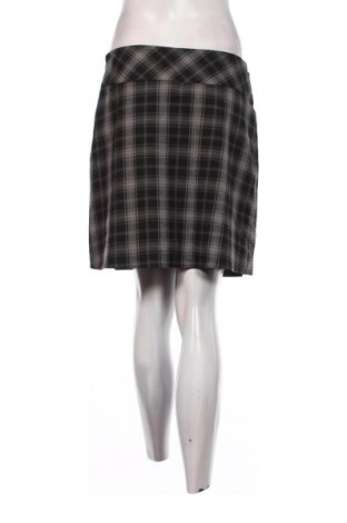 Пола Yessica, Размер M, Цвят Многоцветен, Цена 2,04 €