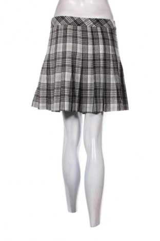 Пола Zero, Размер M, Цвят Многоцветен, Цена 3,57 €