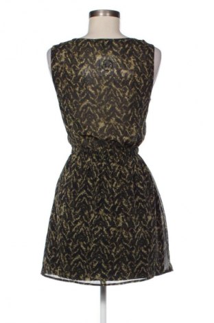 Kleid Bershka, Größe M, Farbe Mehrfarbig, Preis € 3,99