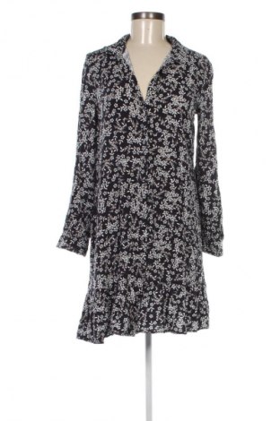 Рокля C&A, Размер M, Цвят Многоцветен, Цена 3,06 €