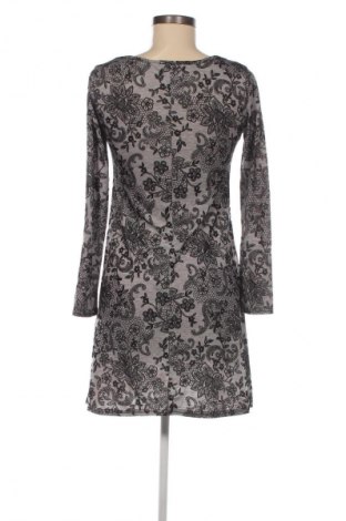 Ruha Club L, Méret M, Szín Sokszínű, Ár 2 309 Ft