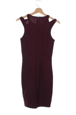 Ruha CoolCat, Méret M, Szín Piros, Ár 2 559 Ft