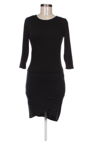 Рокля Edc By Esprit, Размер S, Цвят Черен, Цена 8,69 €