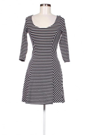 Šaty  Even&Odd, Velikost S, Barva Vícebarevné, Cena  69,00 Kč