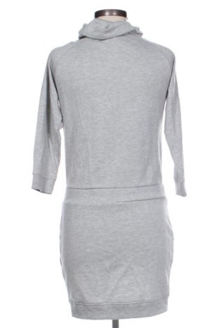 Sukienka Fb Sister, Rozmiar S, Kolor Szary, Cena 25,99 zł