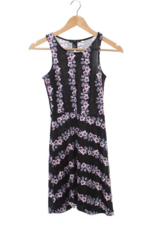 Šaty  H&M, Velikost XS, Barva Vícebarevné, Cena  79,00 Kč