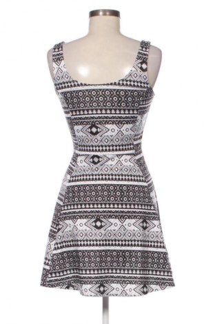 Šaty  H&M, Velikost S, Barva Vícebarevné, Cena  89,00 Kč