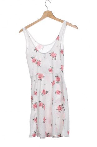 Рокля H&M Divided, Размер XS, Цвят Многоцветен, Цена 2,55 €