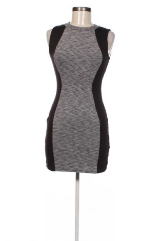 Φόρεμα H&M Divided, Μέγεθος M, Χρώμα Πολύχρωμο, Τιμή 3,99 €