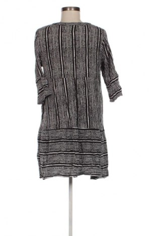 Kleid Janina, Größe M, Farbe Mehrfarbig, Preis € 3,99