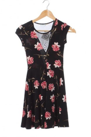 Рокля Kimchi Blue, Размер XS, Цвят Многоцветен, Цена 2,04 €