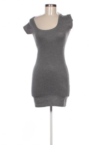 Šaty  Laetitia Mem, Veľkosť M, Farba Sivá, Cena  1,95 €