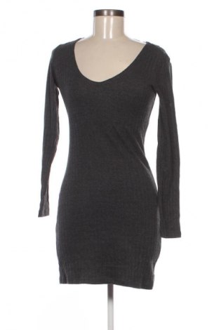 Kleid Mango, Größe S, Farbe Grau, Preis 2,99 €