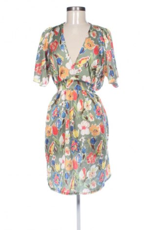 Kleid NEW COLLECTION, Größe M, Farbe Mehrfarbig, Preis € 3,99