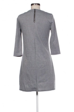 Kleid ONLY, Größe M, Farbe Mehrfarbig, Preis 3,99 €