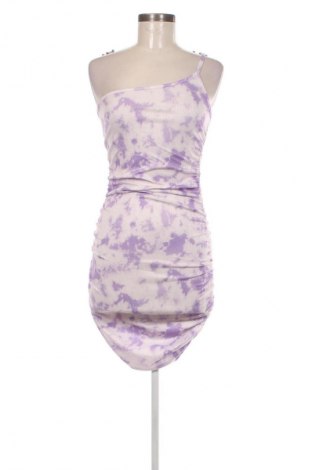 Рокля Pretty Little Thing, Размер M, Цвят Многоцветен, Цена 3,06 €