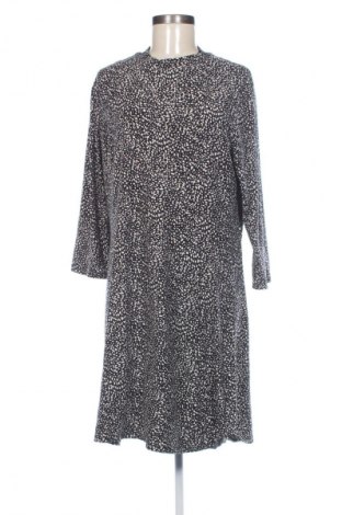 Рокля Primark, Размер XXL, Цвят Многоцветен, Цена 2,55 €