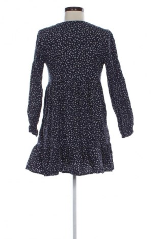 Kleid Pull&Bear, Größe M, Farbe Mehrfarbig, Preis 1,99 €
