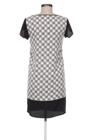 Šaty  Sisley, Velikost M, Barva Vícebarevné, Cena  489,00 Kč