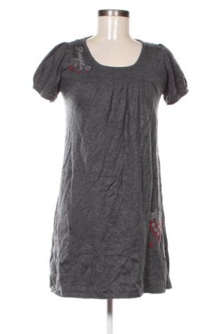 Kleid Unbranded, Größe S, Farbe Grau, Preis 3,99 €