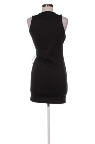 Šaty  Urban Outfitters, Velikost M, Barva Černá, Cena  149,00 Kč