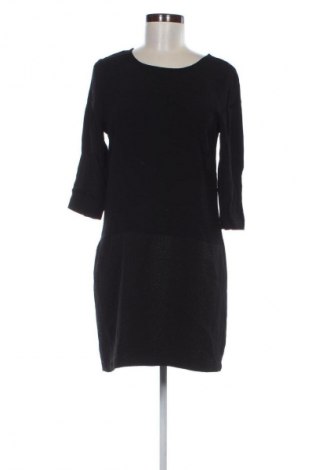 Šaty  Vero Moda, Velikost M, Barva Černá, Cena  49,00 Kč