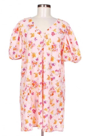 Šaty  Vero Moda, Velikost M, Barva Vícebarevné, Cena  319,00 Kč