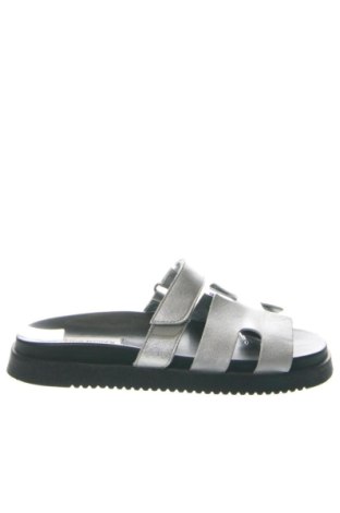 Γυναικείες παντόφλες Steve Madden, Μέγεθος 39, Χρώμα Ασημί, Τιμή 66,61 €, #136824852