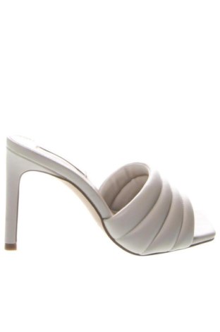 Papuci Steve Madden, Mărime 36, Culoare Bej, Preț 379,99 Lei, #136959243