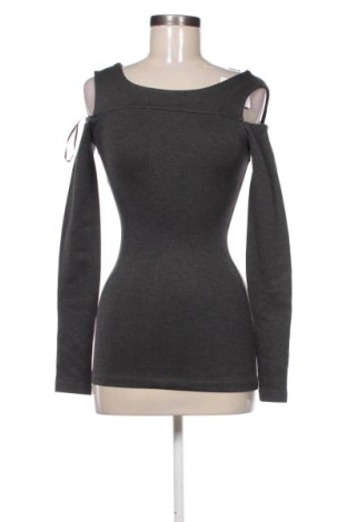 Bluză de femei Guess, Mărime XS, Culoare Gri, Preț 139,00 Lei, #136933431
