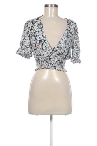 Bluzka damska Pull&Bear, Rozmiar S, Kolor Kolorowy, Cena 27,99 zł, #136974641