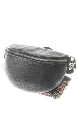 Dámská kabelka  Unbranded, Barva Černá, Cena  1 223,00 Kč, #136966110