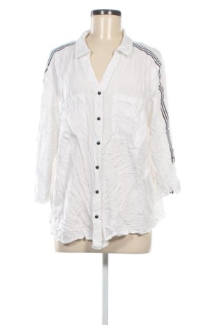 Дамска риза Isolde, Размер XXL, Цвят Бял, Цена 11,75 €, #136775272