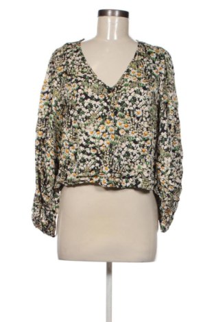 Cămașă de femei H&M, Mărime M, Culoare Multicolor, Preț 62,99 Lei, #137000751