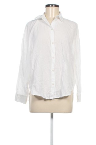 Damenbluse Bershka, Größe S, Farbe Weiß, Preis 10,93 €, #136950186