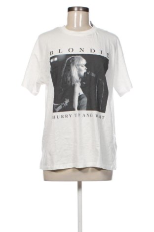 Dámské tričko Bershka, Velikost M, Barva Bílá, Cena  369,00 Kč, #136975049