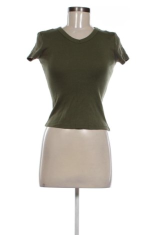 Γυναικείο t-shirt Zara, Μέγεθος S, Χρώμα Πράσινο, Τιμή 8,50 €, #136988935