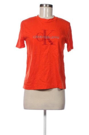 Női póló Calvin Klein, Méret M, Szín Narancssárga
, Ár 10 309 Ft, #136990941