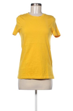 Tricou de femei Christian Berg, Mărime M, Culoare Galben, Preț 57,74 Lei, #137011985