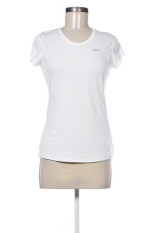 Női póló Nike, Méret S, Szín Fehér, Ár 7 959 Ft, #137046542