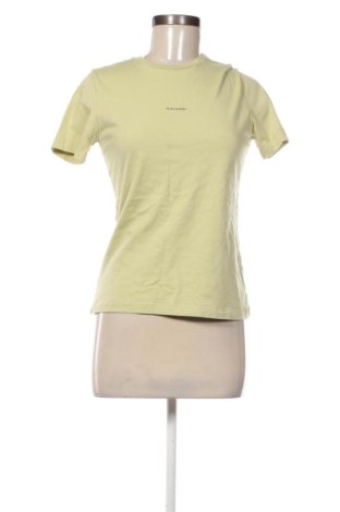 Γυναικείο t-shirt Holzweiler, Μέγεθος XS, Χρώμα Κίτρινο, Τιμή 46,63 €, #136980436