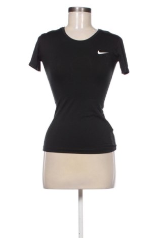 Дамска тениска Nike, Размер S, Цвят Черен, Цена 5,91 €, #136995924