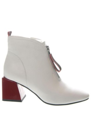 Botine de damă Flavia Passini, Mărime 40, Culoare Alb, Preț 299,00 Lei, #137006861