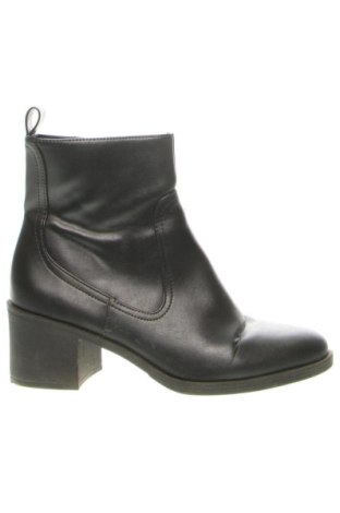 Дамски боти H&M, Размер 40, Цвят Черен, Цена 32,00 €, #136968533