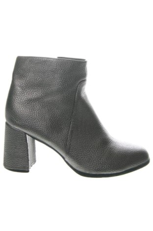 Damen Stiefeletten Unbranded, Größe 40, Farbe Silber, Preis € 35,31, #137015416