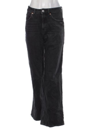 Damskie jeansy H&M, Rozmiar S, Kolor Czarny, Cena 58,94 zł, #136904678